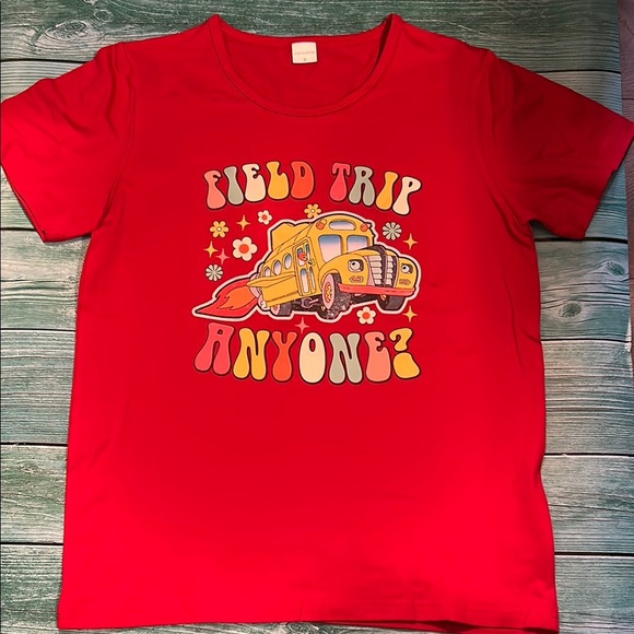 Red Graphic Women's Tee - Field Trip Design - Picture 1 of 1